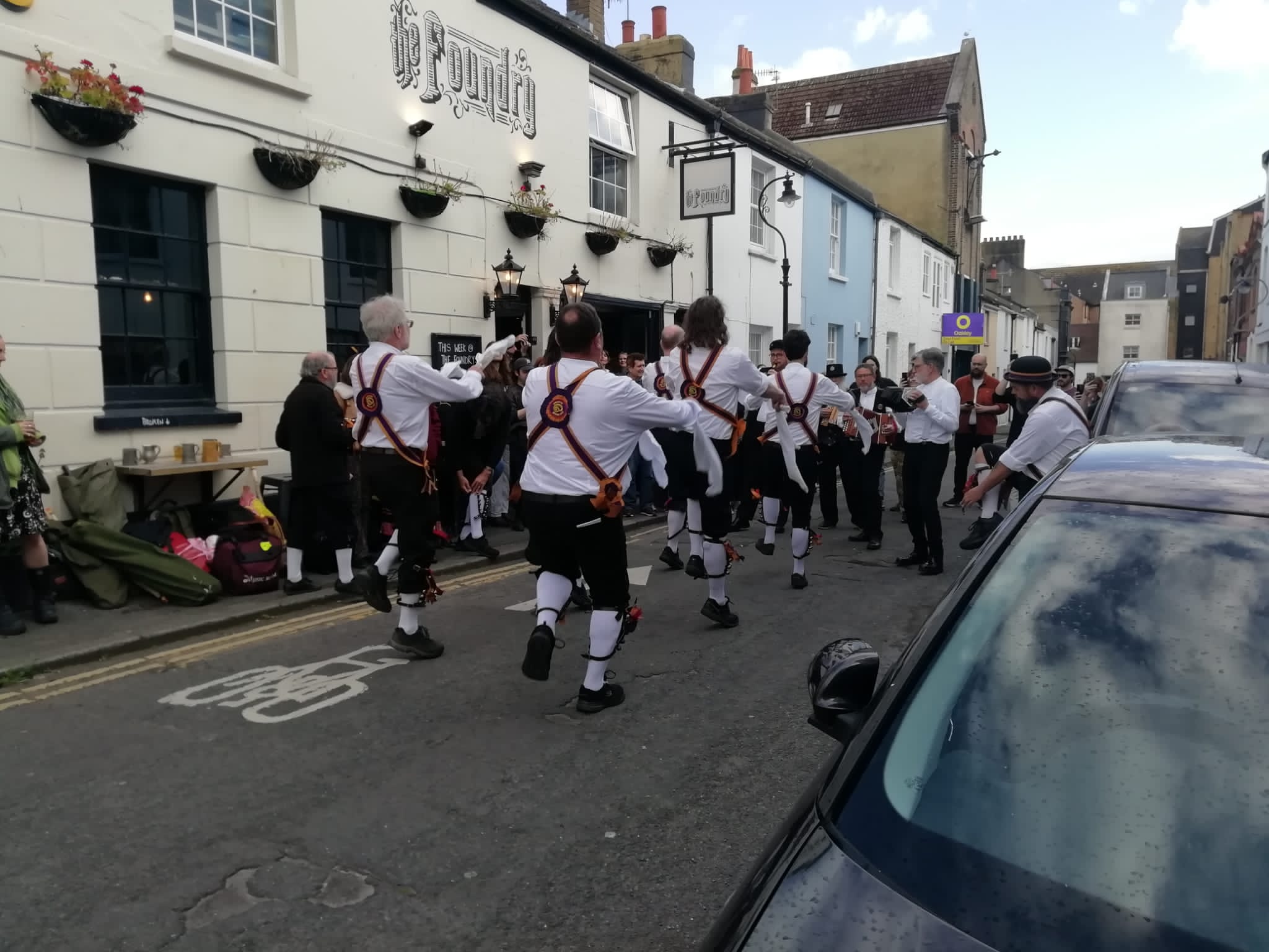 Brighton Morris dance a hanky dance outside The Foundry pub during our North Laine Tour on 11th May.